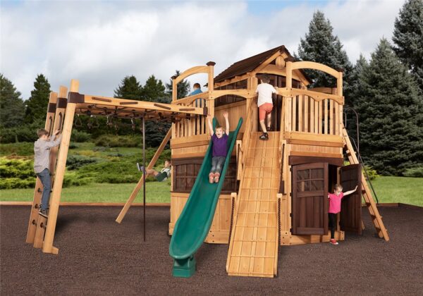 Titan Treehouse XL 14